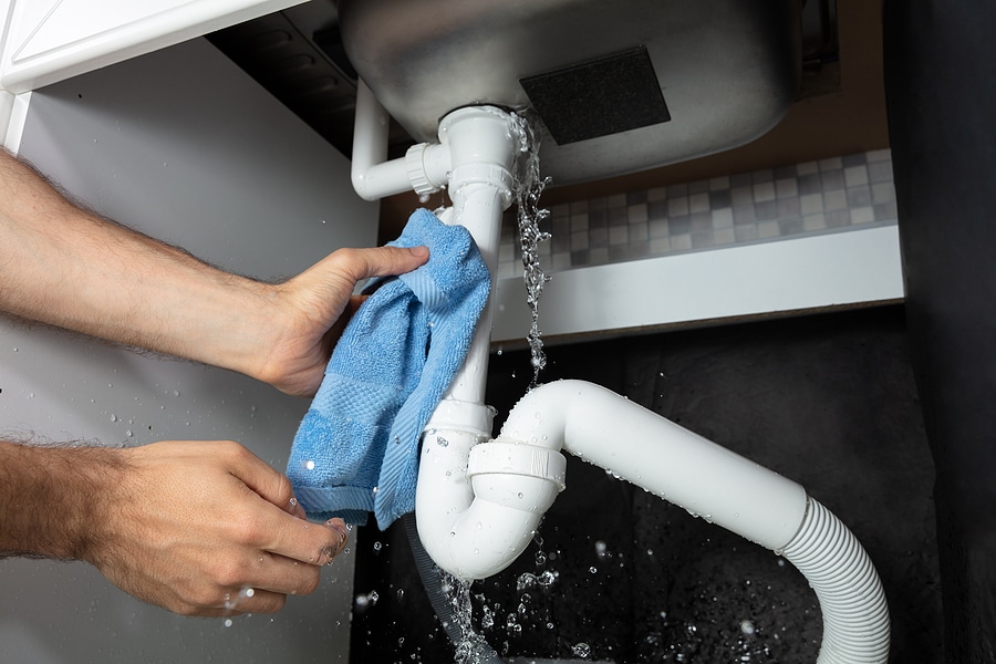 Top 4 Mistakes Homeowners Make When Dealing with Frozen Pipes